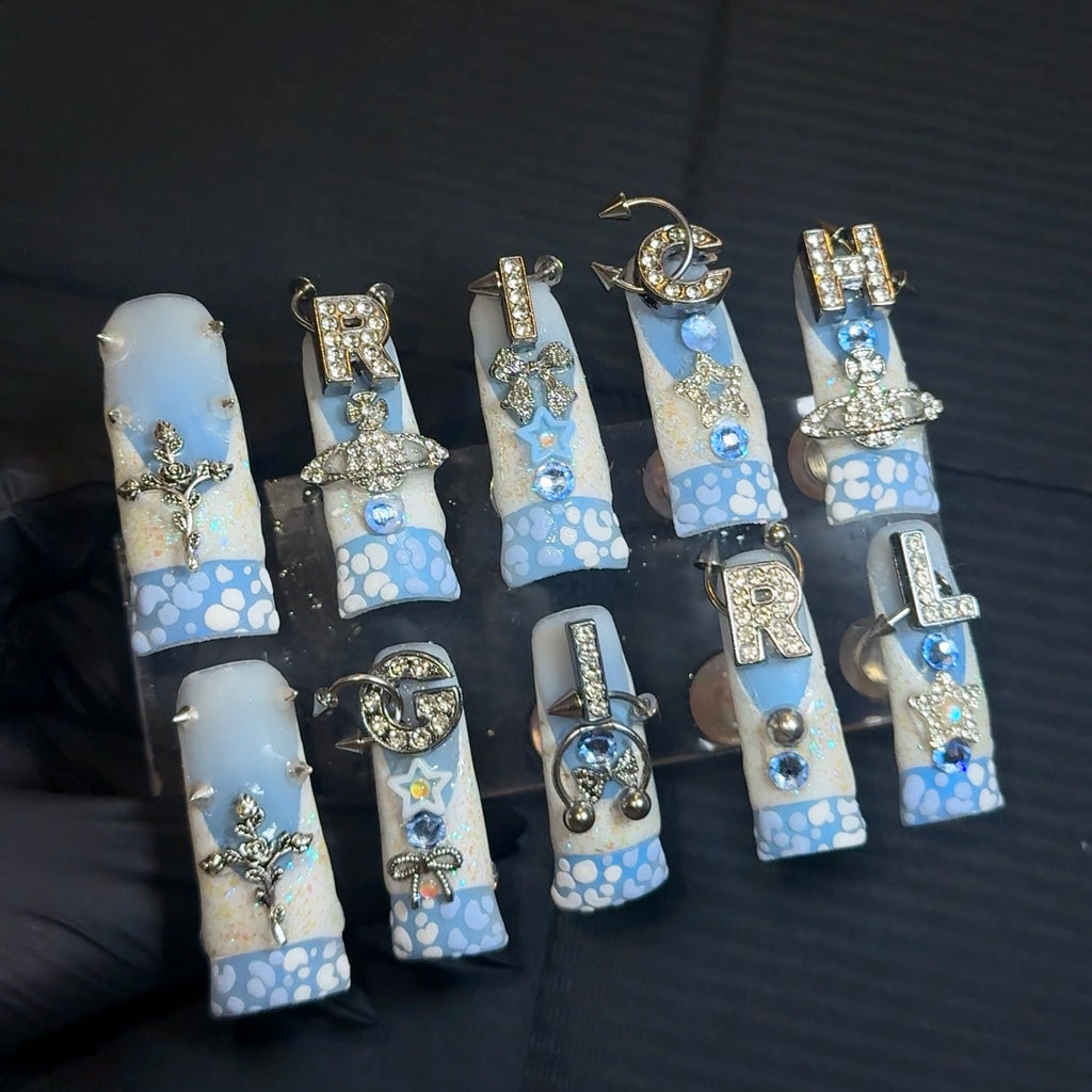 GLOW IN THE DARK: RICH GIRL